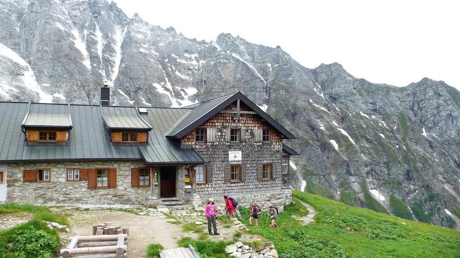 Geraerhütte (2324 m) in Österreich – DAV-Schutzhütte