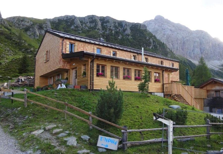 Porze-Hütte