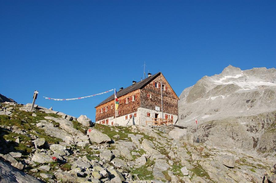 Barmer Hütte (2.610) in Österreich – DAV-Schutzhütte
