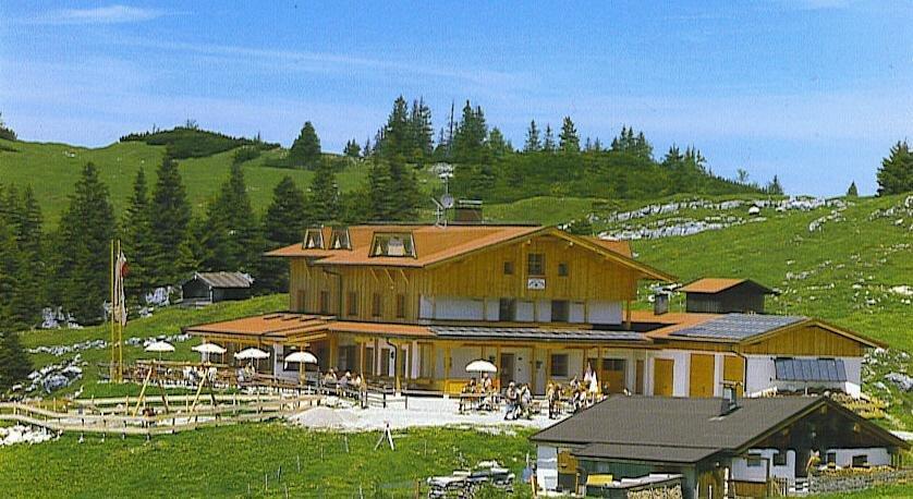 Straubinger Haus (1558 m) in Österreich – DAV-Schutzhütte
