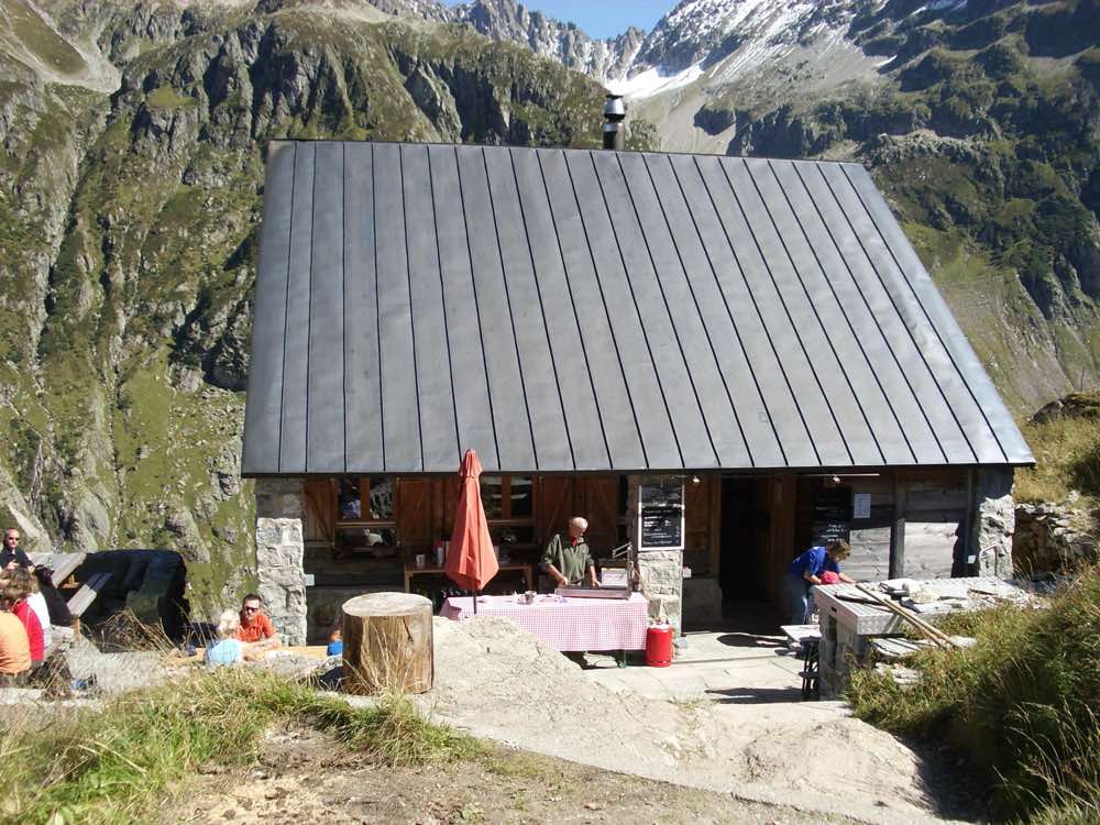 Windegghütte SAC (1887 m) in Schweiz – SAC-Schutzhütte