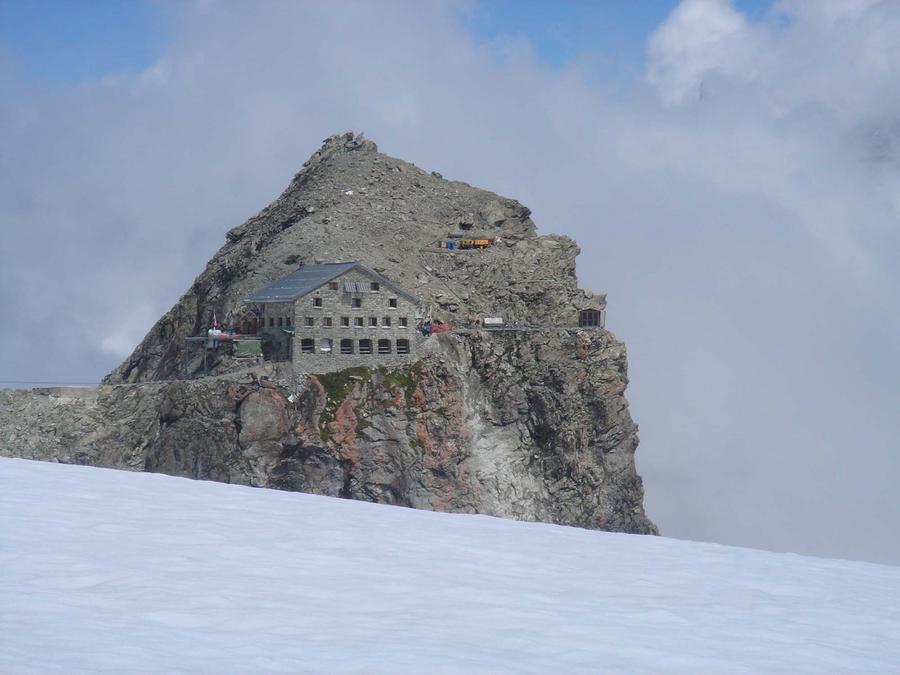 Cabane des Vignettes CAS (3160 m) in Schweiz – SAC-Schutzhütte
