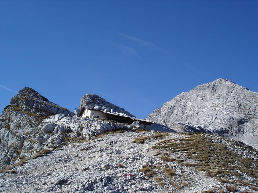 Passauer Hütte (2051 m) in Österreich – DAV-Schutzhütte
