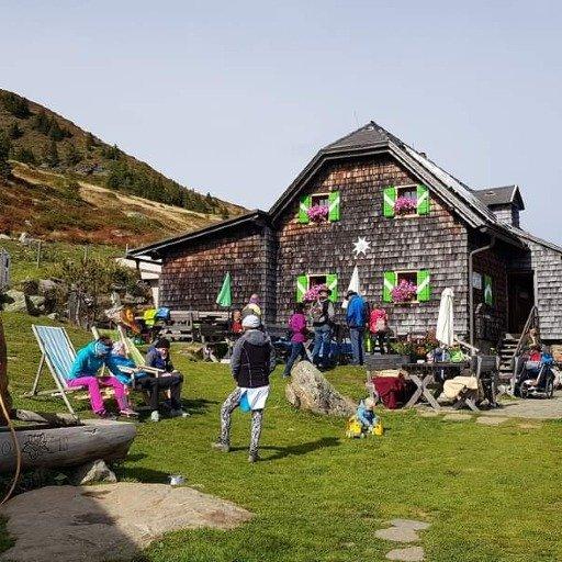 Millstätter Hütte (1.880 m) in Österreich – OEAV-Schutzhütte