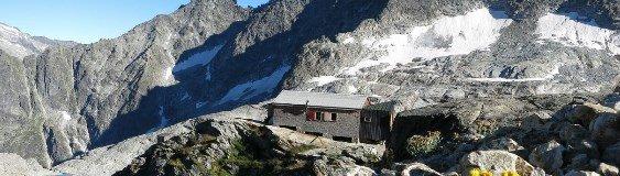 Gruebenhütte AACBs (2512 m) in Schweiz – SAC-Schutzhütte