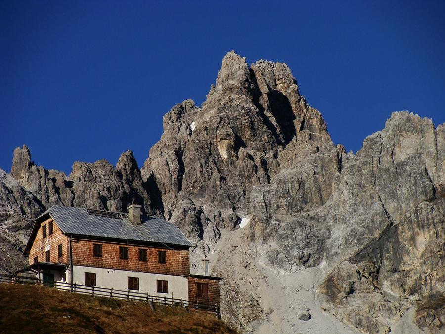 Franz-Fischer-Hütte (2020 m) in Österreich – OEAV-Schutzhütte