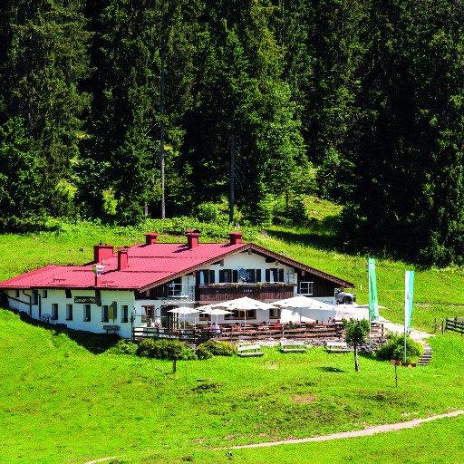 Traunsteiner Skihütte/ Winklmoosalm (1160 m) in Deutschland – DAV-Schutzhütte