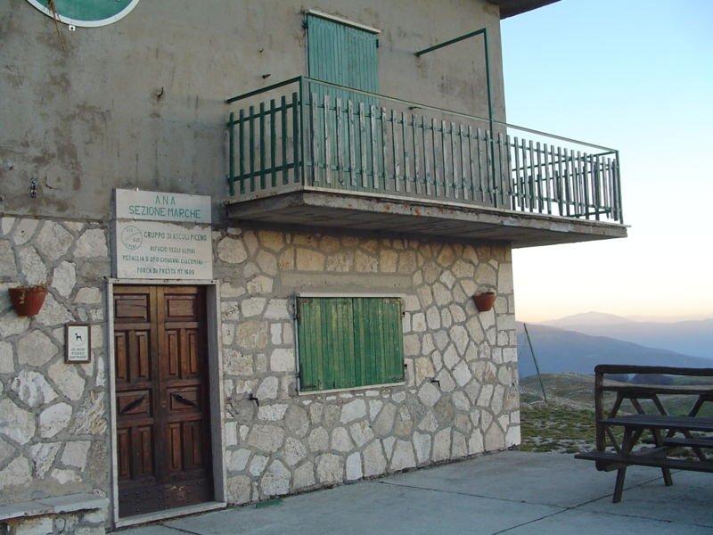 Refuge Giacomini (1'893 m) in Schweiz – SAC-Schutzhütte