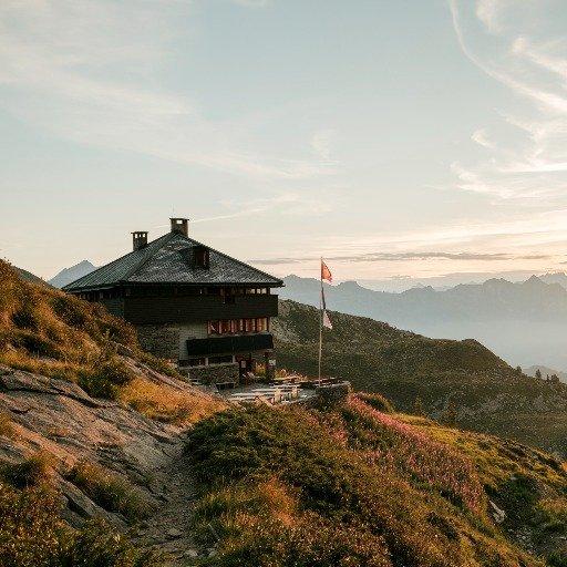 Capanna Campo Tencia CAS (2140 m) in Schweiz – SAC-Schutzhütte