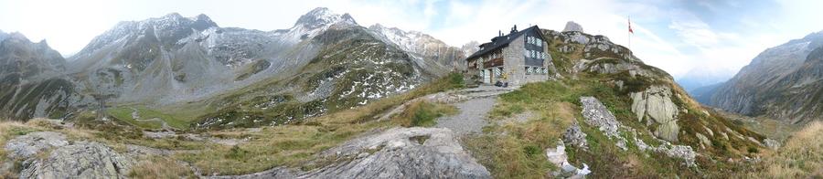 Etzlihütte SAC (2052 H.ü.M) in Schweiz – SAC-Schutzhütte