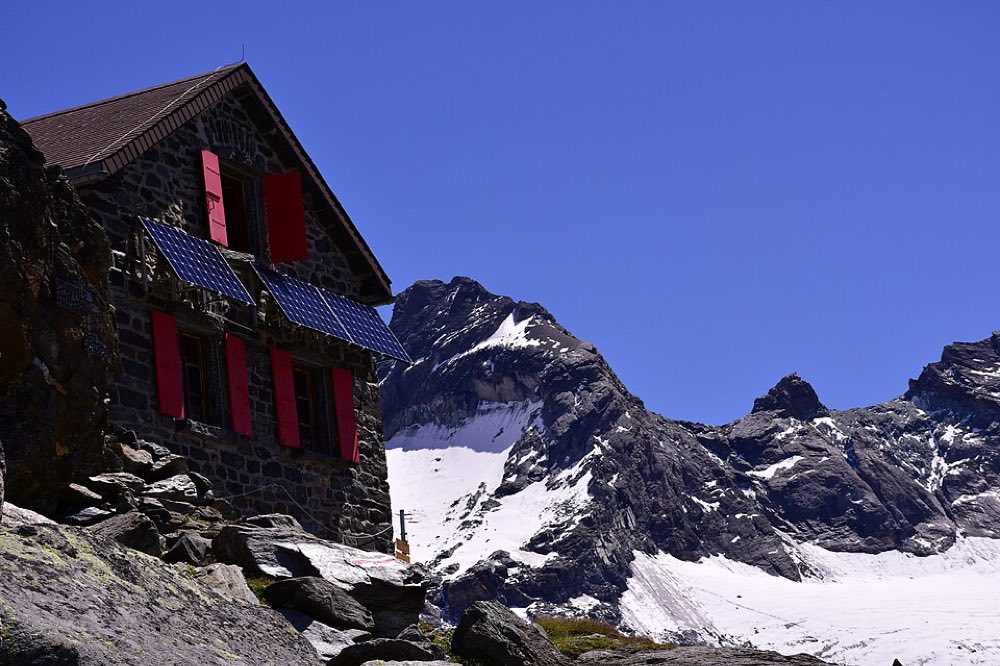 Cabane de Valsorey CAS