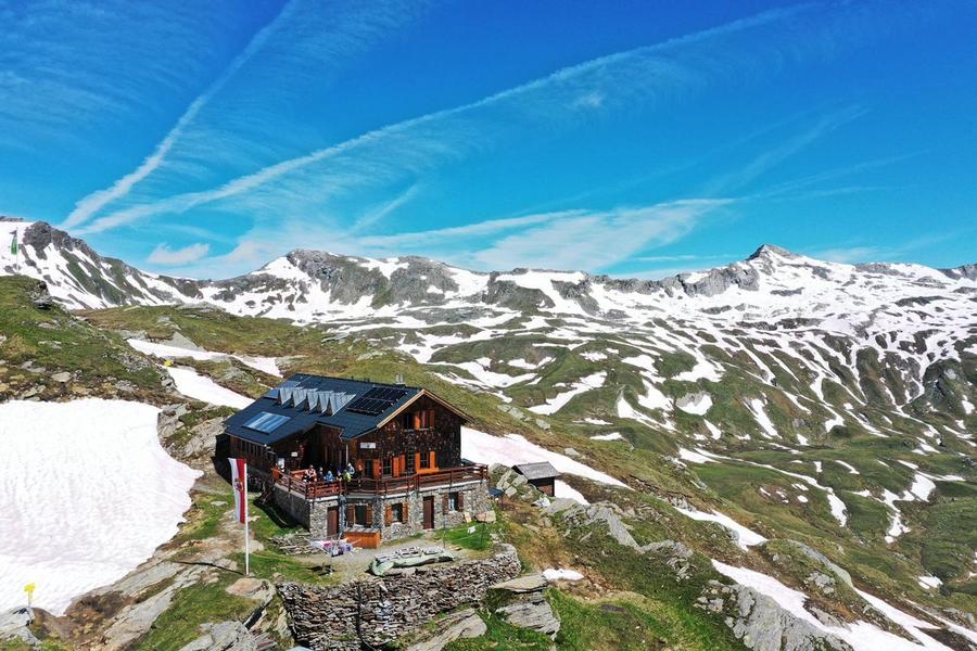 Badener Hütte (2608 m) in Österreich – OEAV-Schutzhütte