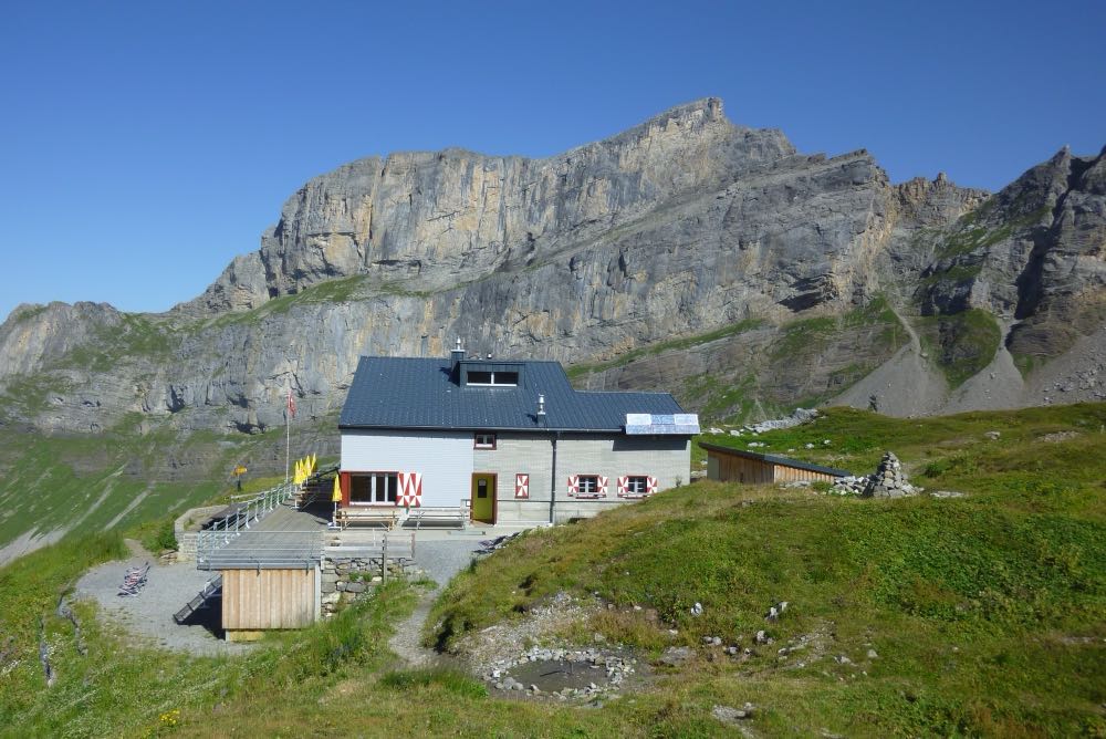 Rugghubelhütte SAC (2296 m) in Schweiz – SAC-Schutzhütte