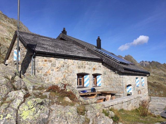 Sustlihütte SAC (2257m) in Schweiz – SAC-Schutzhütte
