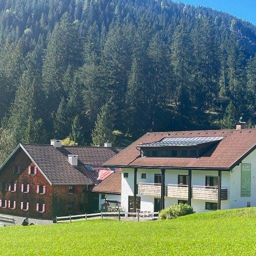 Haldenseehaus (1150 m) in Österreich – DAV-Schutzhütte