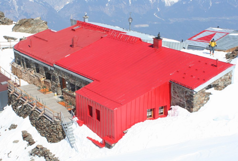 Glungezer-Hütte (2610 m) in Österreich – OEAV-Schutzhütte