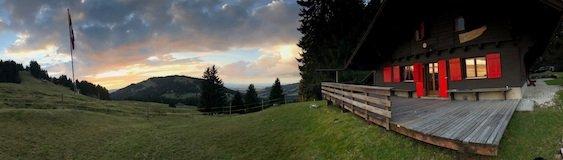 La Borbuintze (1333 m) in Schweiz – SAC-Schutzhütte