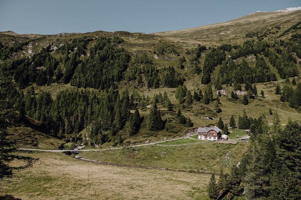 Stickler-Hütte (1750m) in Österreich – OEAV-Schutzhütte