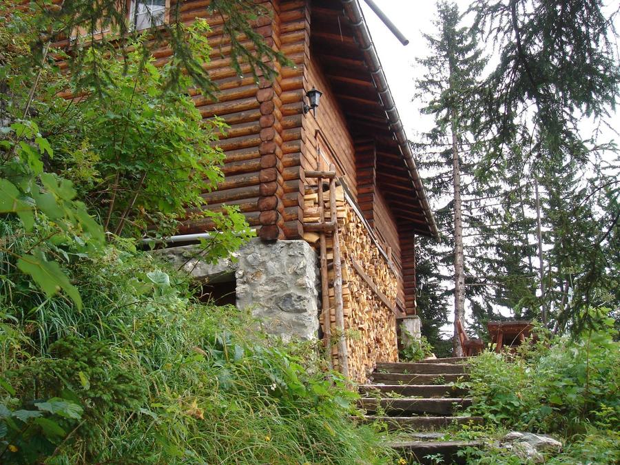 Enderlinhütte SAC (1501m) in Schweiz – SAC-Schutzhütte