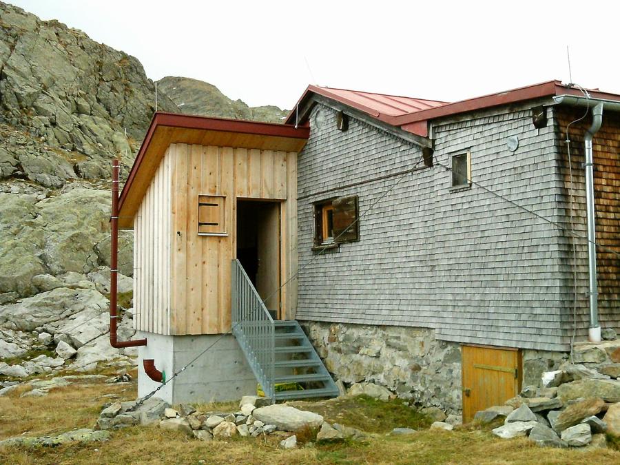 Neue Reutlinger Hütte (2395 m) in Österreich – DAV-Schutzhütte